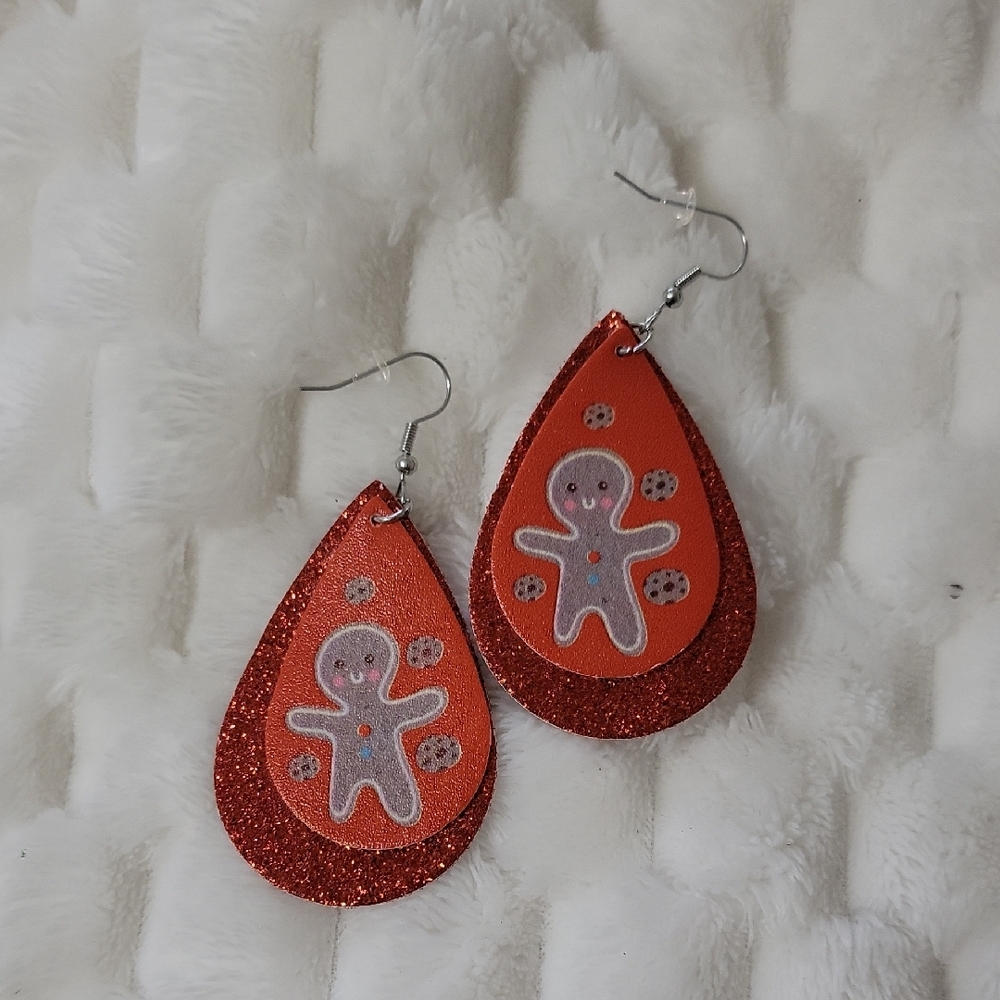 Red Gingerbread Teardrop Glitter Earrings